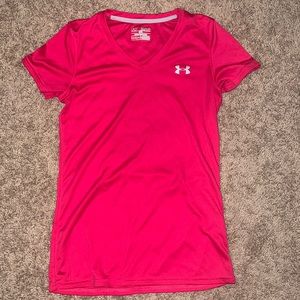 Pink Under armor top - size small